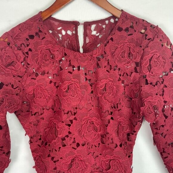 Lovers + Friends Revolve Peony Floral Lace Open Cut Out Back Romper Wine Red XS - Picture 5 of 12